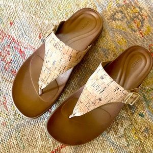 Aetrex Cork Adjustable Thong Sandal Size 9 - 9.5